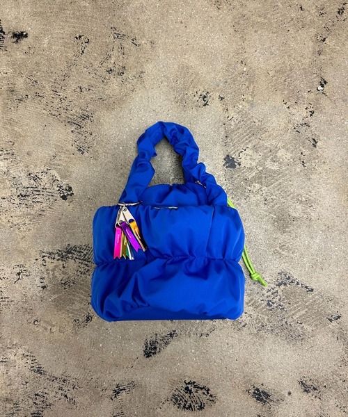 Magine(マージン)の「cheek:pokkori kinchaku 2way shoulder 巾着 2WAY ショルダー(ショルダーバッグ・レディース・イエロー/ブラック/ブルー/グレー・FREE)」の12枚目の写真