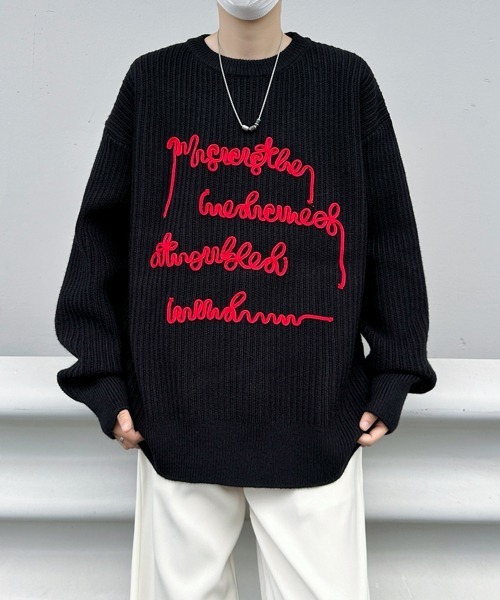 FVLMEN（フルメン）の「【FVLMEN】message logo stitch knit pullover/メッセージ ロゴ ステッチ ニット プルオーバー（ニット/セーター・メンズ・チャコールグレー/ブラック/レッド・MEDIUM/LARGE/X-LARGE）」の5枚目の写真