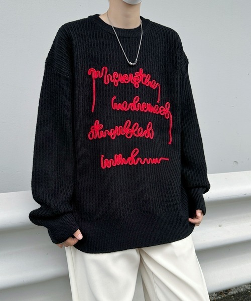 FVLMEN（フルメン）の「【FVLMEN】message logo stitch knit pullover/メッセージ ロゴ ステッチ ニット プルオーバー（ニット/セーター・メンズ・チャコールグレー/ブラック/レッド・MEDIUM/LARGE/X-LARGE）」の6枚目の写真