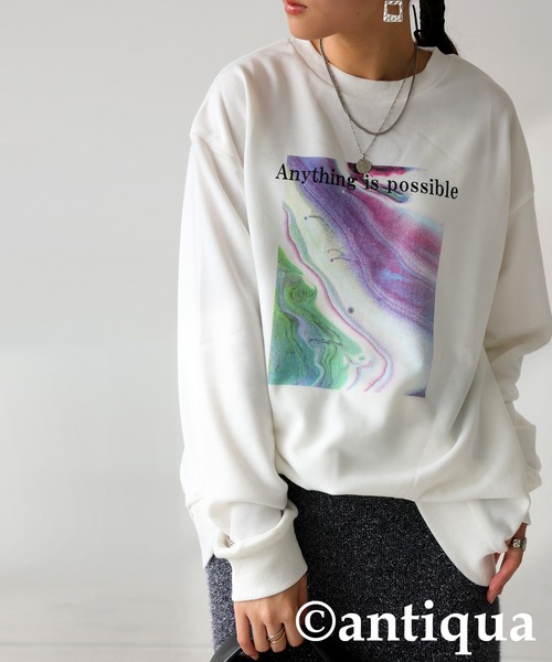 antiqua(アンティカ)の「プリントデザイントップス(スウェット・レディース・ブラック/ホワイト・ONESIZE)」の4枚目の写真