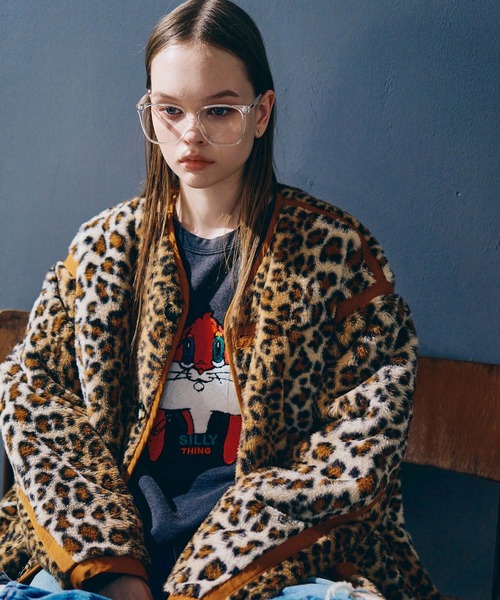 RNA（アールエヌエー）の「M2360 ユーズドエフェクトラビットトレーナー（Tシャツ/カットソー・レディース・イエロー系その他/ネイビー/レッド/パープル/イエロー/ブラック・MEDIUM）」の21枚目の写真