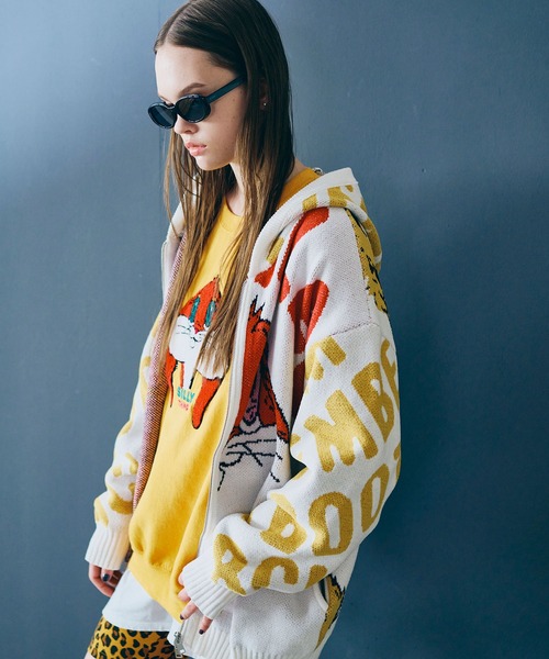 RNA（アールエヌエー）の「M2360 ユーズドエフェクトラビットトレーナー（Tシャツ/カットソー・レディース・イエロー系その他/ネイビー/レッド/パープル/イエロー/ブラック・MEDIUM）」の17枚目の写真