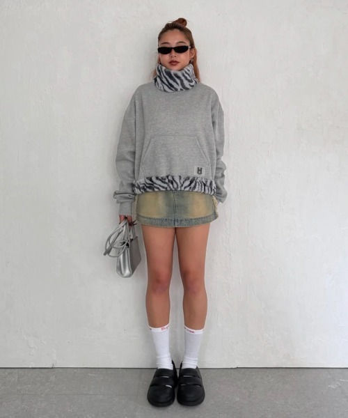 HTH（エイチティーエイチ）の「Switchable animal sweatshirt（スウェット・レディース・ブラック/グレー・フリー）」の7枚目の写真