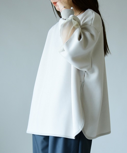 and it_（アンドイット）の「シアー切替スクーバワイドプルオーバー（スウェット・レディース・チャコール/アイボリー/ブラック・M）」の5枚目の写真