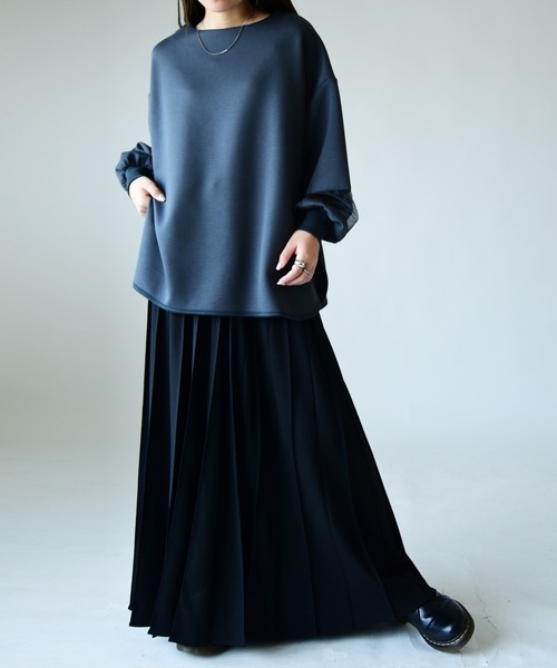 and it_（アンドイット）の「シアー切替スクーバワイドプルオーバー（スウェット・レディース・チャコール/アイボリー/ブラック・M）」の14枚目の写真