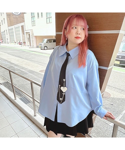 GOLDJAPAN(ゴールドジャパン)の「カレッジネクタイ付きロングシャツ【大きいサイズ対応】(シャツ/ブラウス・レディース・ブルー/ホワイト・LL/3L/4L/5L/6L)」の7枚目の写真