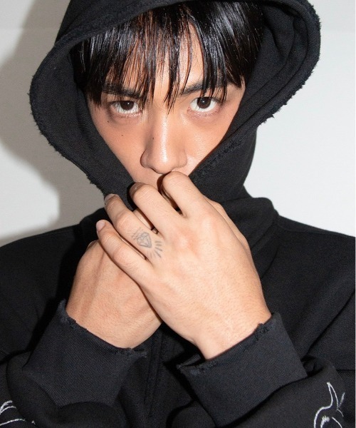 ESC STUDIO（イーエスシースタジオ）の「韓国ブランド ESC STUDIO