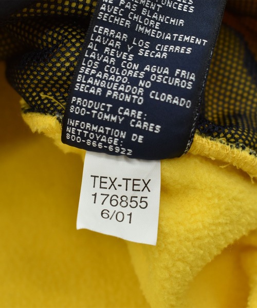 LABORATORY R（ラボラトリーアール）の「【ヴィンテージ古着】Y2K TOMMY HILFIGER ハーフジップ フリースプルオーバー（その他トップス・メンズ・イエロー・X-LARGE）」の6枚目の写真