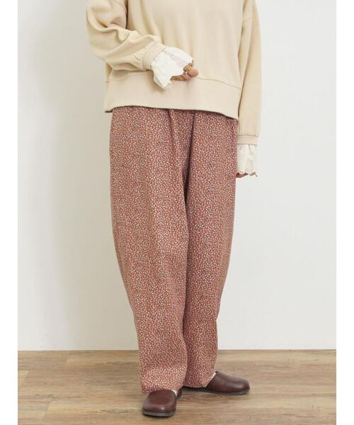 Samansa Mos2（サマンサ モスモス）の「【帯電防止】柄アソートゆるテーパードパンツ（その他パンツ・レディース・カーキ/ブラック/キナリ/レッド・M/L）」の4枚目の写真