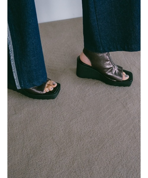 sahara（サハラ）の「Zip Up Sandals/ジップアップサンダル（サンダル・レディース・ブラック/シルバー/ブロンズ・L/S/M）」の8枚目の写真