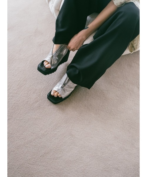 sahara（サハラ）の「Zip Up Sandals/ジップアップサンダル（サンダル・レディース・ブラック/シルバー/ブロンズ・L/S/M）」の17枚目の写真