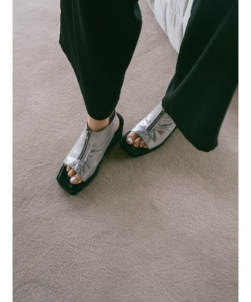 sahara（サハラ）の「Zip Up Sandals/ジップアップサンダル（サンダル・レディース・ブラック/シルバー/ブロンズ・L/S/M）」の12枚目の写真