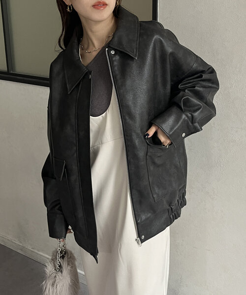 Thevon（ゼボン）の「ステンカラー合皮ブルゾン（ブルゾン・レディース・グレイッシュベージュ/ブラック/ブラウン・FREE）」の7枚目の写真