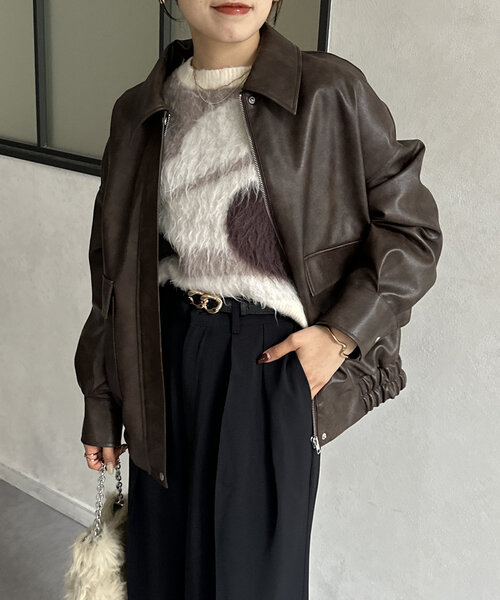 Thevon（ゼボン）の「ステンカラー合皮ブルゾン（ブルゾン・レディース・グレイッシュベージュ/ブラック/ブラウン・FREE）」の11枚目の写真