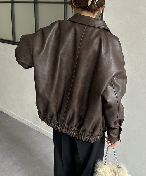 Thevon（ゼボン）の「ステンカラー合皮ブルゾン（ブルゾン・レディース・グレイッシュベージュ/ブラック/ブラウン・FREE）」の13枚目の写真