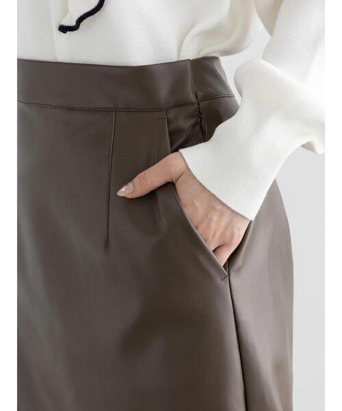 Te chichi(テチチ)の「エコレザーロングナロースカート(スカート・レディース・ブラウン/ブラック・F)」の16枚目の写真