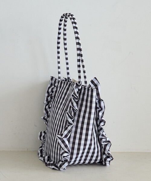 FREAK'S STORE(フリークスストア)の「THEATRE PRODUCTS × FREAK'S STORE/シアタープロダクツ 別注 ギンガムチェック トートバッグ/A4サイズトートバッグ(トートバッグ・レディース・ベージュ/レッド/ブラック・ONE SIZE)」の18枚目の写真