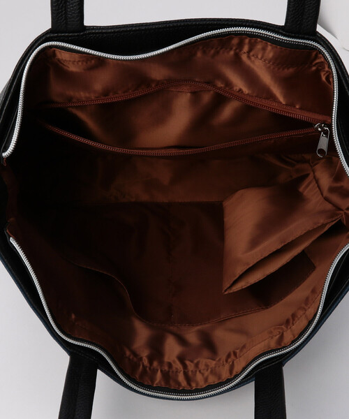 COMME CA ISM(コムサイズム)の「バイカラー トートバッグ(トートバッグ・メンズ・ブラック×グレー/ブラック×ブルー・FREE)」の13枚目の写真