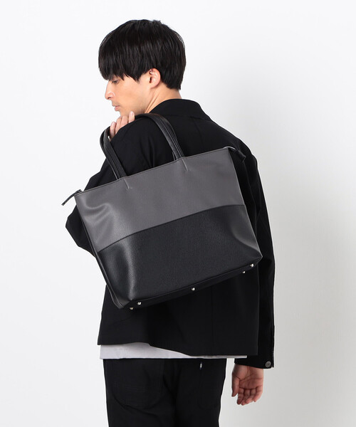 COMME CA ISM(コムサイズム)の「バイカラー トートバッグ(トートバッグ・メンズ・ブラック×グレー/ブラック×ブルー・FREE)」の1枚目の写真