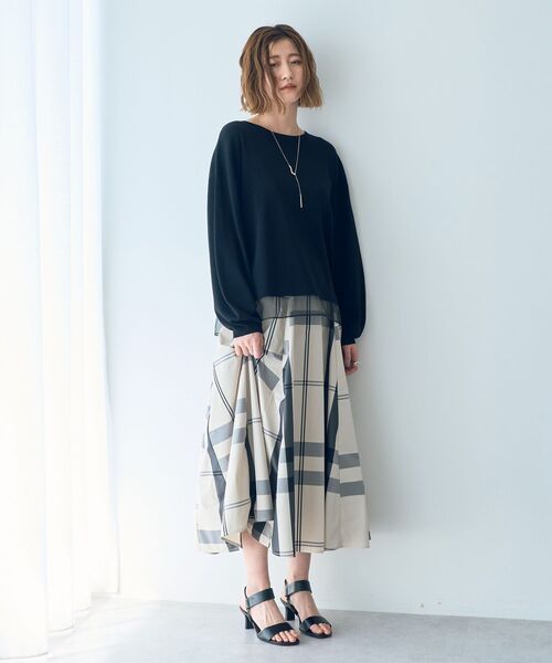 YECCA VECCA(イェッカヴェッカ)の「シアーMIXニットプルオーバー(ニット/セーター・レディース・オフホワイト/ブラック・FREE)」の11枚目の写真
