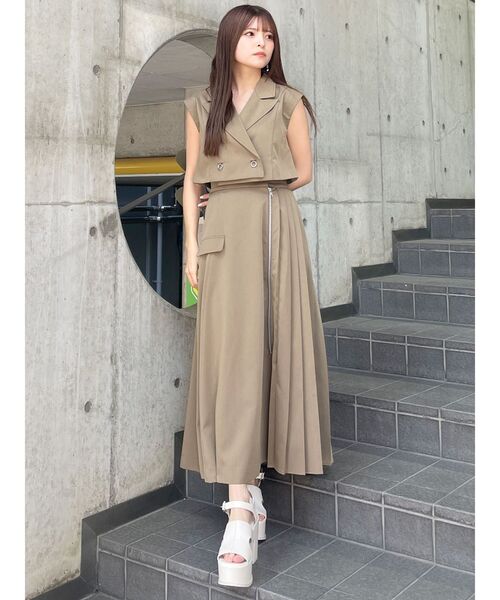 MURUA（ムルーア）の「リングボタンテーラードワンピース（ワンピース・レディース・ブラック/ベージュ/カーキ・FREE）」の5枚目の写真