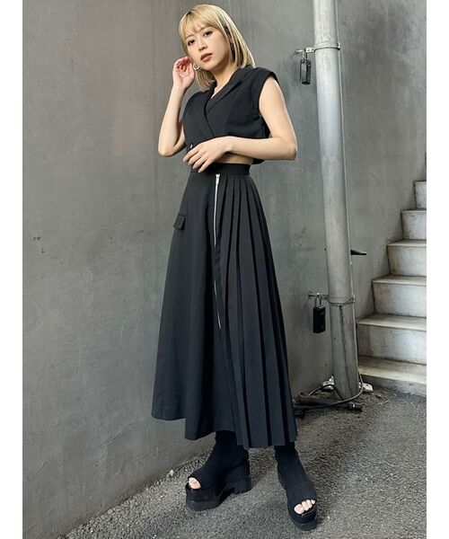 MURUA（ムルーア）の「リングボタンテーラードワンピース（ワンピース・レディース・ブラック/ベージュ/カーキ・FREE）」の22枚目の写真