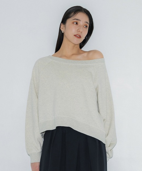 PUBLIC TOKYO（パブリックトウキョウ）の「ワイドネックスウェットTOP（スウェット・レディース・ホワイト/グレー・FREE）」の6枚目の写真