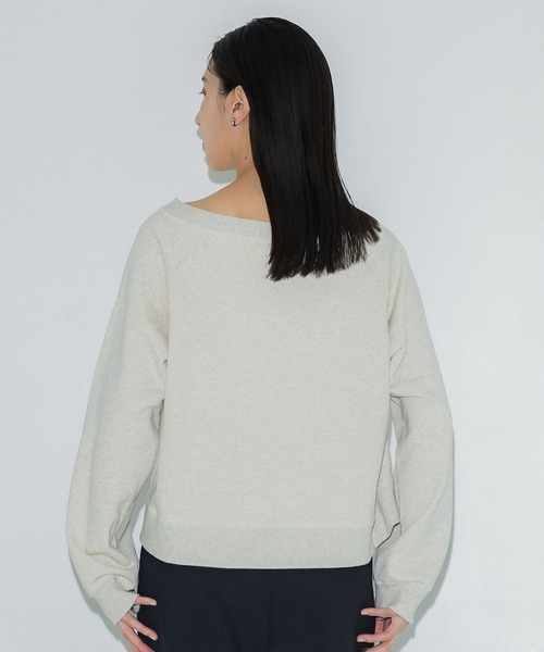PUBLIC TOKYO（パブリックトウキョウ）の「ワイドネックスウェットTOP（スウェット・レディース・ホワイト/グレー・FREE）」の8枚目の写真