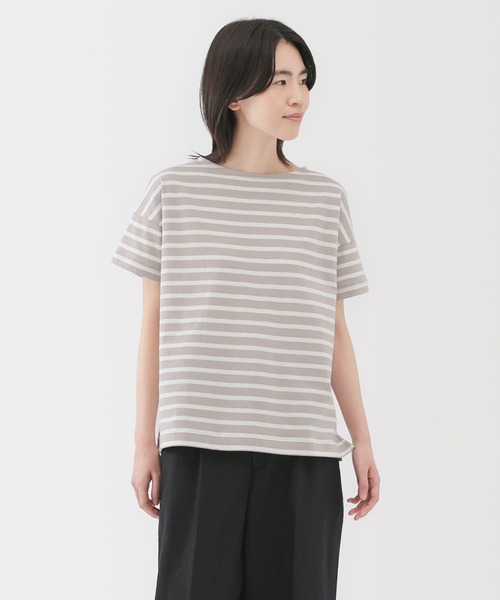 無印良品（ムジルシリョウヒン）の「婦人　ボーダーボートネック半袖Ｔシャツ（Tシャツ/カットソー・レディース・ネイビー系/スモーキーグリーン系/オレンジ系/ベージュ系/ネイビー系1/ブルー系・S/M/L/XL）」の2枚目の写真