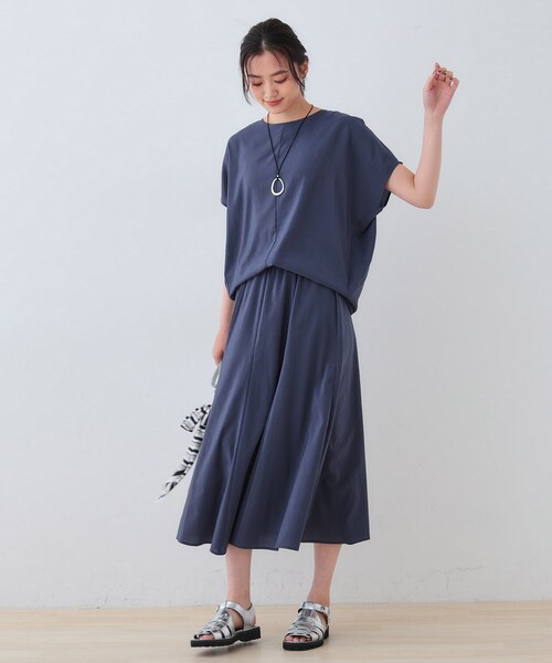 INDIVI（インディヴィ）の「【通気性◎撥水／接触冷感／UVケア】ドルマンスリーブブラウス（シャツ/ブラウス・レディース・オレンジ/ダークブラウン/オフホワイト/ネイビー系5/ダークブラウン系5・05/13/15 /19/34/38/03）」の21枚目の写真