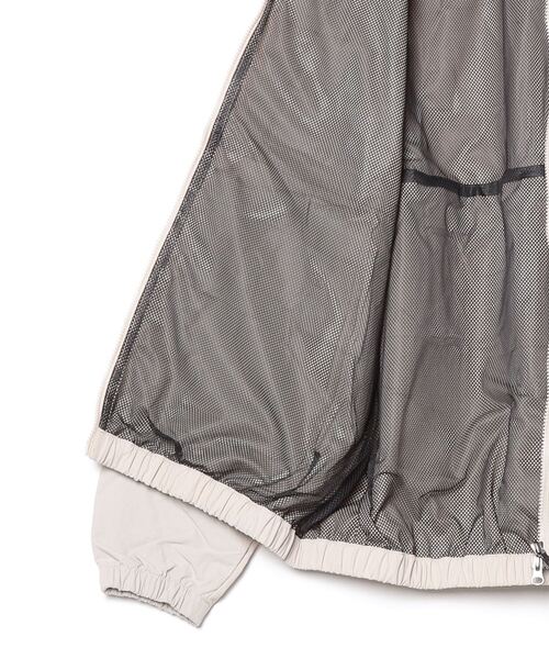 THE NORTH FACE（ザノースフェイス）の「ザ ノース フェイス THE NORTH FACE Enride Track Jacket_エンライドトラックジャケット（ジャージ・メンズ・ブラック/ライトベージュ・SS/S/M/L/XL）」の4枚目の写真