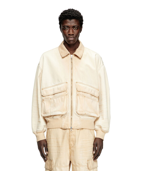 DIESEL(ディーゼル)の「メンズ デニムジャケット D-KURZ(デニムジャケット・メンズ・ベージュ・LARGE/MEDIUM/X-LARGE/SMALL)」の3枚目の写真