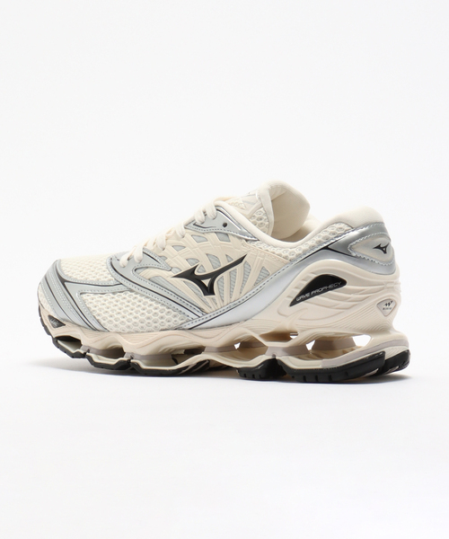 MIZUNO(ミズノ )の「MIZUNO(ミズノ) Wave Prophecy LS D1GA251101(スニーカー・メンズ・ホワイト×ホワイト・29cm/28.5cm/28cm/27.5cm/27cm/26.5cm/26cm/25cm/24.5cm/24cm)」の3枚目の写真