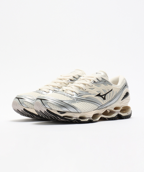 MIZUNO(ミズノ )の「MIZUNO(ミズノ) Wave Prophecy LS D1GA251101(スニーカー・メンズ・ホワイト×ホワイト・29cm/28.5cm/28cm/27.5cm/27cm/26.5cm/26cm/25cm/24.5cm/24cm)」の7枚目の写真