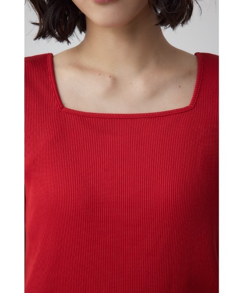 AZUL by moussy（アズールバイマウジー）の「2WAYドライタッチリブトップス（Tシャツ/カットソー・レディース・オフホワイト/ブラック/ライトベージュ/レッド・SMALL/MEDIUM）」の6枚目の写真