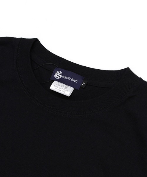 Tシャツ・カットソー NOT4NERD Pile Of Apples TShirts Black TS094BK Men's T-shirt with apple core print | Black | Diesel