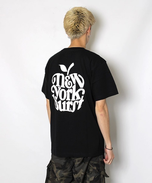 NEW YORK BURST（ニューヨークバースト）の「APPLE T-SHIRT（Tシャツ/カットソー・メンズ・ホワイト/ブラック・M/L/XL）」の5枚目の写真