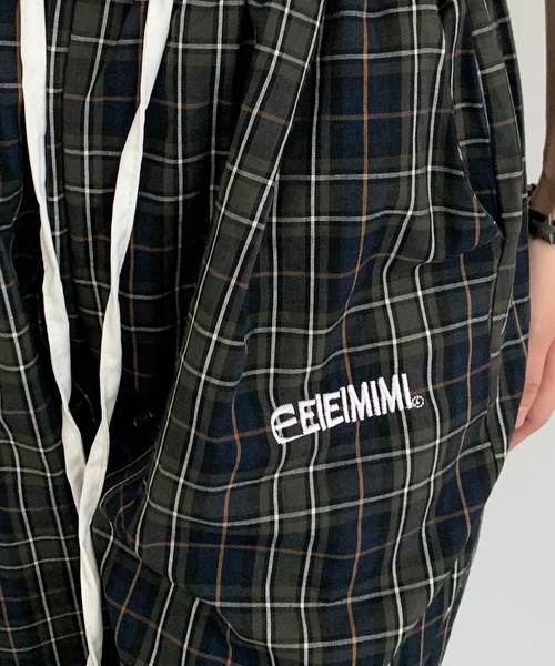 Teem Store（チームストア）の「ワンポイントダブルウエストチェックワイドパンツ ウエストフリル（その他パンツ・レディース・グレー・M/L）」の13枚目の写真