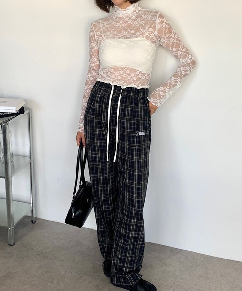 Teem Store（チームストア）の「ワンポイントダブルウエストチェックワイドパンツ ウエストフリル（その他パンツ・レディース・グレー・M/L）」の22枚目の写真