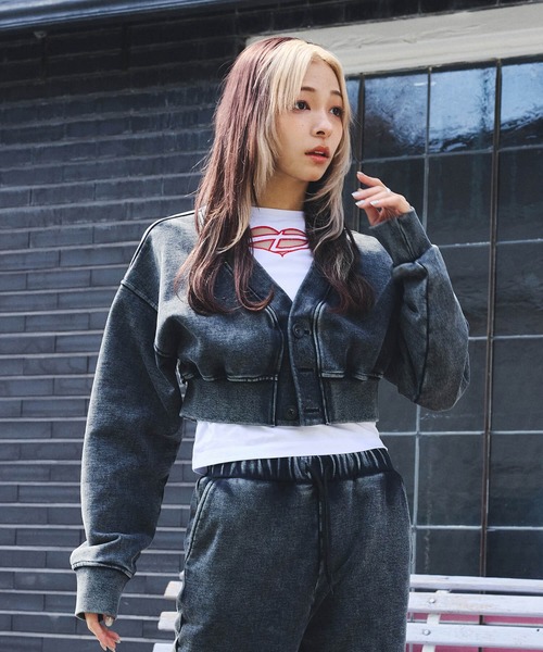 DURAS(デュラス)の「ハート刺繍カットアウトTシャツ(Tシャツ/カットソー・レディース・ブラック/ホワイト/ピンク・SMALL/MEDIUM)」の9枚目の写真