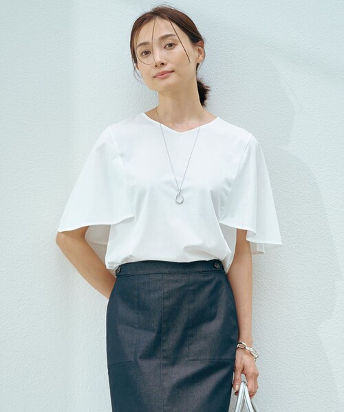 J.PRESS(ジェイプレス)の「【洗える・接触冷感】プレーティングジャージー ケープ風 カットソー(Tシャツ/カットソー・レディース・スカイブルー系/ホワイト系/ベージュ系/ブラック系・LARGE/MEDIUM)」の1枚目の写真