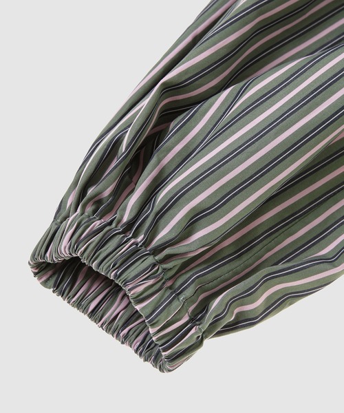 DRIES VAN NOTEN（ドリスヴァンノッテン）の「COLY 1375 W.W.SHIRT PISTCOLY（シャツ/ブラウス・レディース・その他・S/XS）」の5枚目の写真