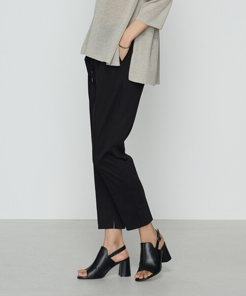 COMME CA（コムサ）の「ハイコンパクトコットンポンチ パンツ（その他パンツ・レディース・ベージュ/ブラック・11号/9号）」の4枚目の写真