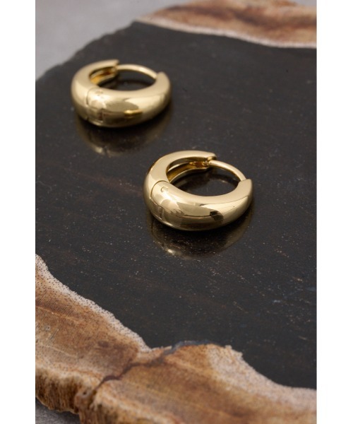 AZUL by moussy（アズールバイマウジー）の「ステンレスプチフープピアス（ピアス（両耳用）・レディース・シルバー/ゴールド系その他・FREE）」の7枚目の写真