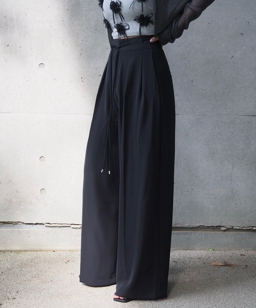 LAULEN（ローレン）の「double tuck belted wide pants /ダブルタック ウエスト リボンベルト付き ワイド パンツ（その他パンツ・レディース・ブラック/アイボリー/チャコールグレー・S/M）」の17枚目の写真