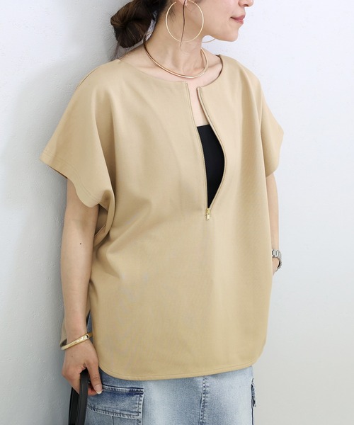 Aletta vita(アレッタビータ)の「ポンチバックファスナー2WAYプルオーバー(Tシャツ/カットソー・レディース・ベージュ/ブラック・M)」の7枚目の写真