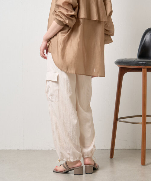 Jena espace merveilleux（ジェナ　エスパスメルヴェイユ）の「ナイロンパラシュートパンツ（その他パンツ・レディース・グレー/アイボリー/ブラック・FREE）」の10枚目の写真