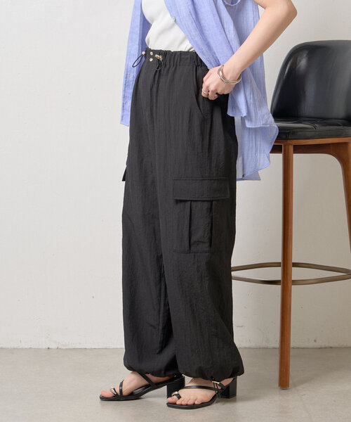 Jena espace merveilleux（ジェナ　エスパスメルヴェイユ）の「ナイロンパラシュートパンツ（その他パンツ・レディース・グレー/アイボリー/ブラック・FREE）」の15枚目の写真