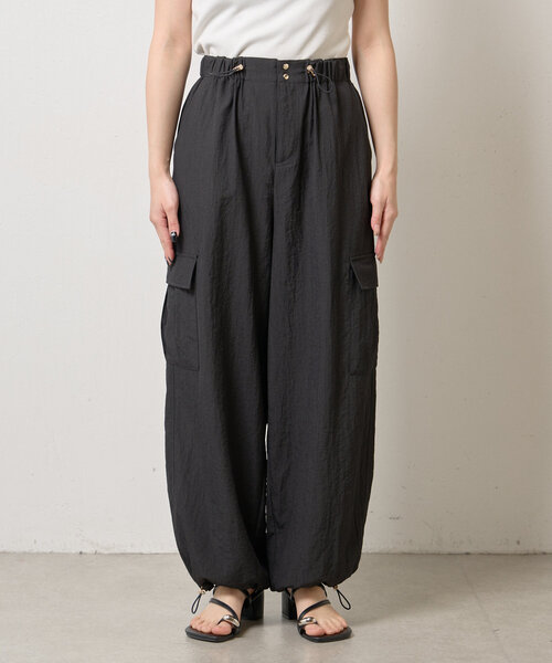 Jena espace merveilleux（ジェナ　エスパスメルヴェイユ）の「ナイロンパラシュートパンツ（その他パンツ・レディース・グレー/アイボリー/ブラック・FREE）」の17枚目の写真