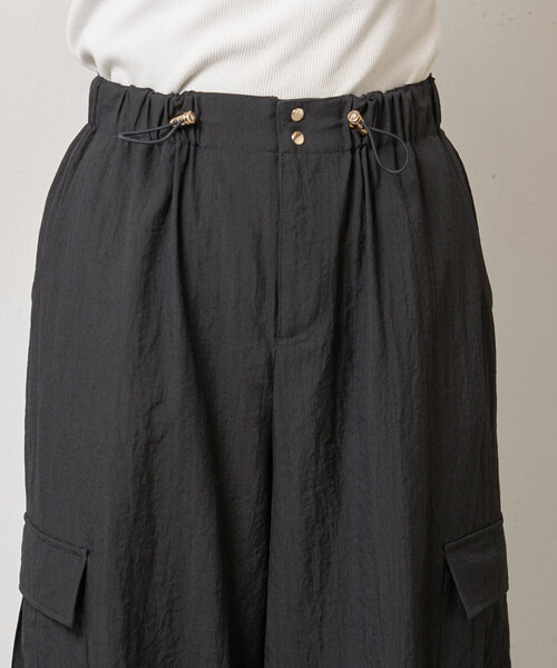 Jena espace merveilleux（ジェナ　エスパスメルヴェイユ）の「ナイロンパラシュートパンツ（その他パンツ・レディース・グレー/アイボリー/ブラック・FREE）」の21枚目の写真